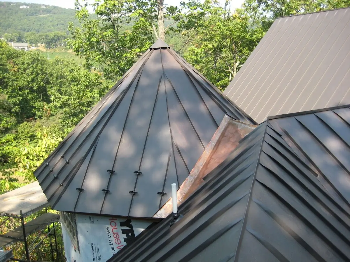 Professional Shingle Replacement & Repair by Craftsman Roofing in Easton